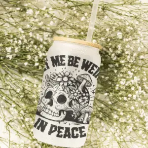 Szklanka 550 ml z bambusowym wieczkiem "Let me be weird"